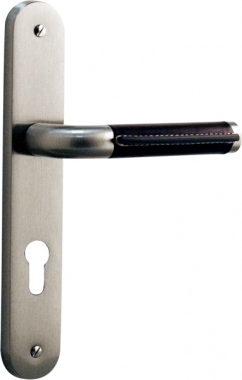 1/2 poignée de porte intérieure réversible design en laiton chromé et cuir  noir sur plaque BdC entraxe 195 mm, TEXAS