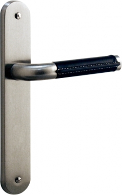 1/2 poignée de porte intérieure réversible design en métal chromé mat et  cuir noir sur plaque BdC entraxe 195 mm, ROMEO