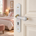 2 poignées de porte Porcelaine modèle ROSAE – entrée de clé – Entraxe 195 mm